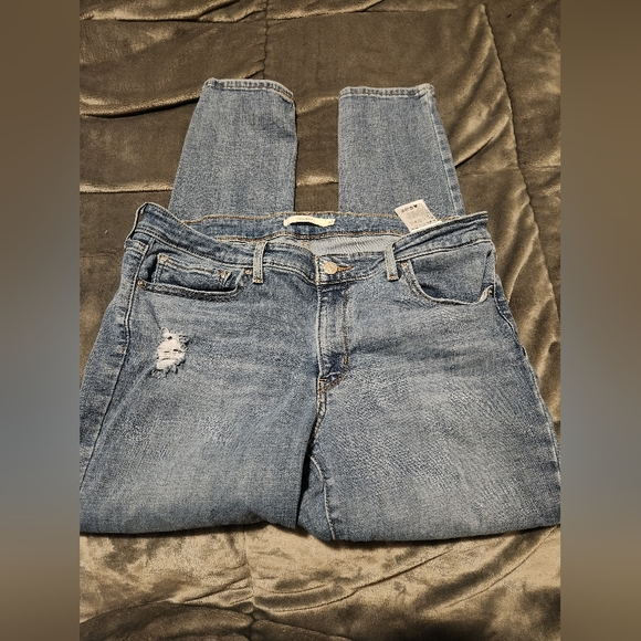 Levi Jeans - Picture 3 of 4